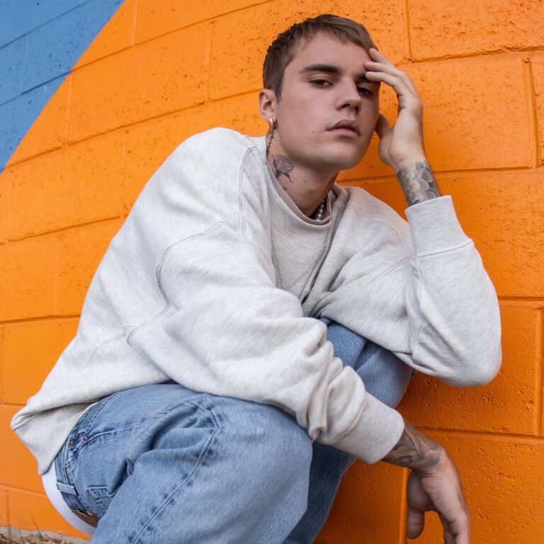 Justin Bieber Age, Songs, Wife, Net Worth, Career, Family, Nationality, Height, Wiki, Bio